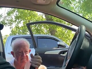 cruising grandpa lends a helping hand in public