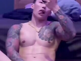 Muscle Asian Jerk Off